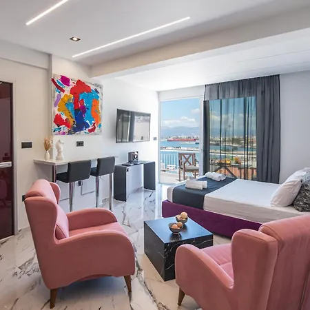 Vip Penthouse Appartamento Patras