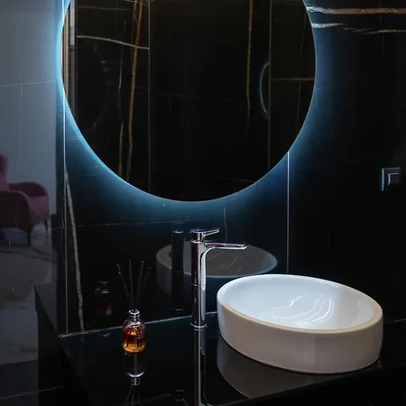 Vip Penthouse Appartamento Patras